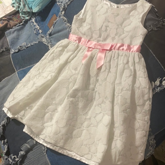 Est. 1989 place 4T girls dress. - Picture 1 of 4